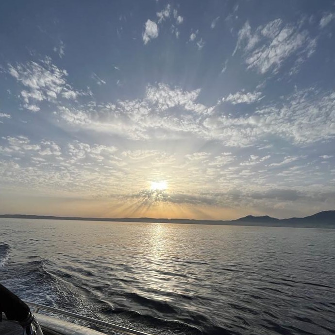 Yacht rides for bachelor parties